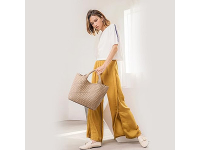 Bolsos de Paja Tipo Cubo con Logo y Forro